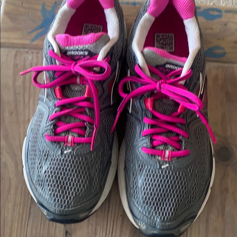 Brooks Ravenna Running Shoes